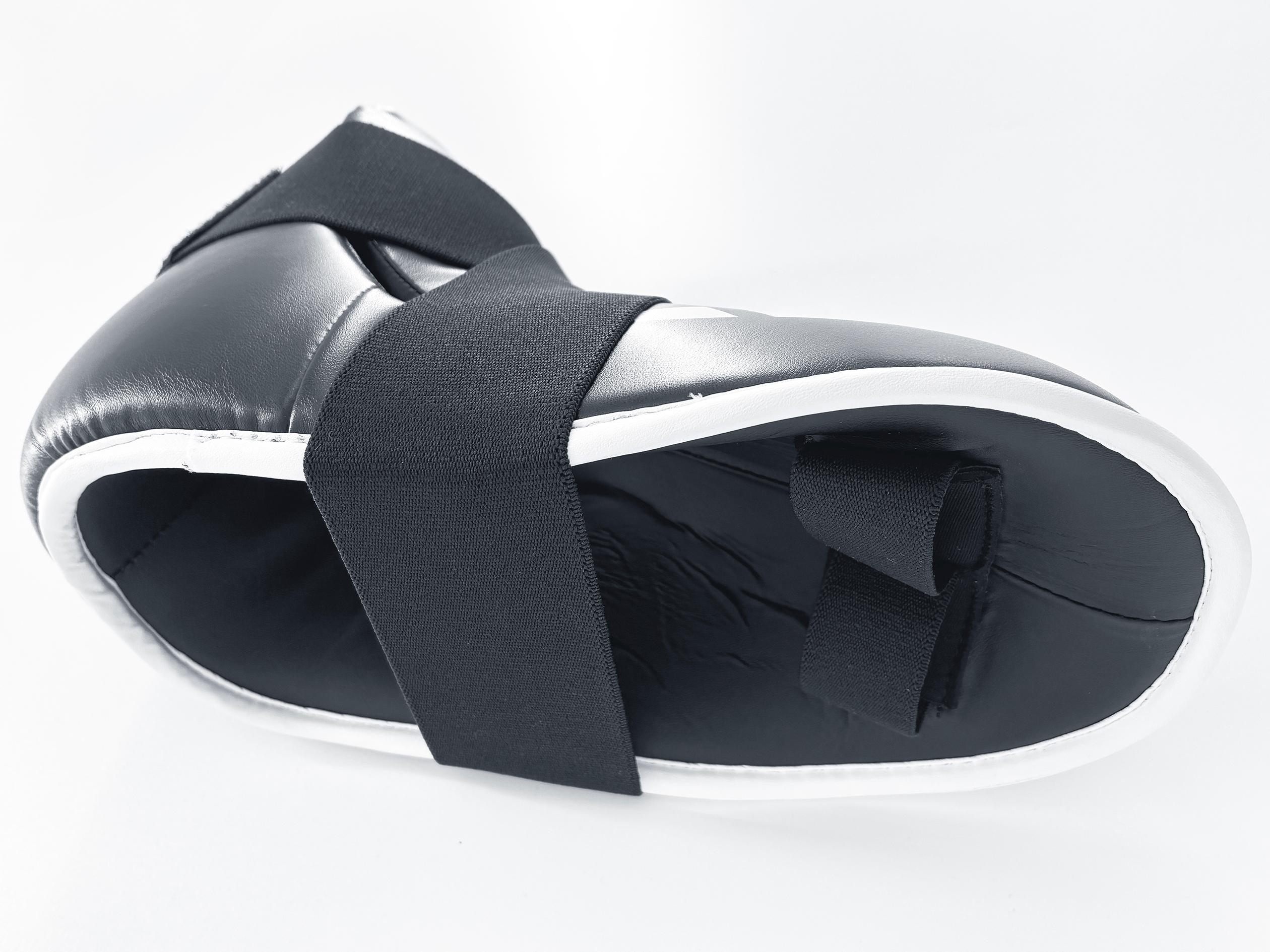 ATA Adidas Kicks - image 2 of 8